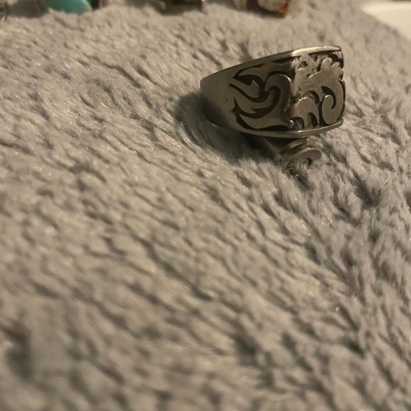 Edward Mirell- black titanium signet ring - Picture 3 of 3